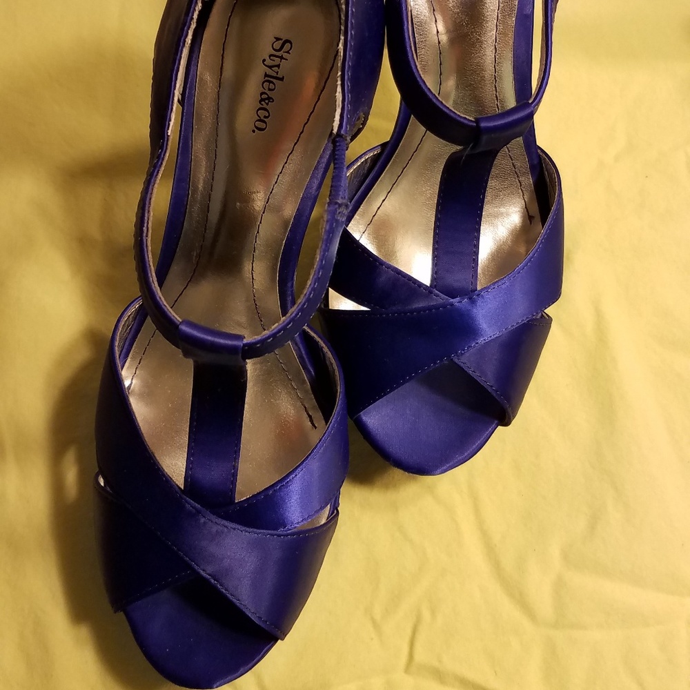 Style & Co Royal Blue Sparkly Heels